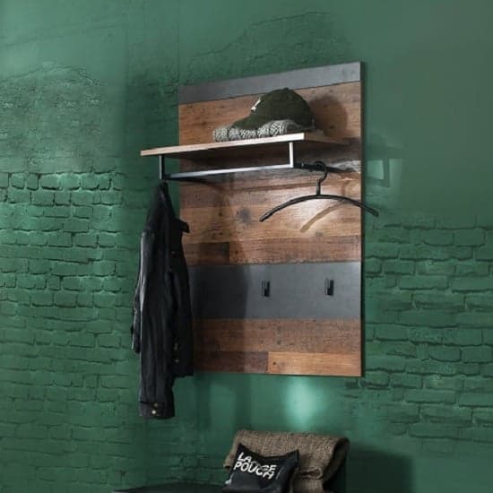 Hallway wall store mounted coat rack