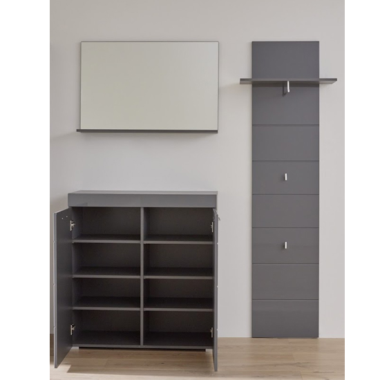 coat and shoe cabinet