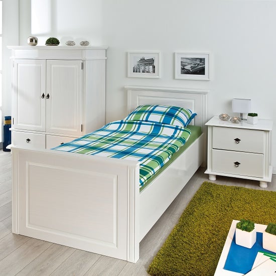 Danzig Modern  Wooden Single  Bed  In White Furniture in 