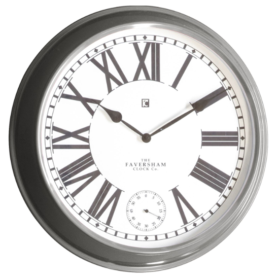 Read more about Concurs round metal wall clock in light grey