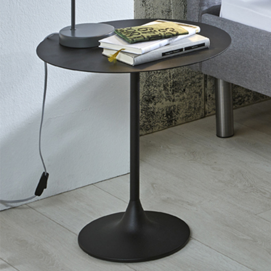 Product photograph of Lewiston Round Metal Side Table In Black from Furniture in Fashion