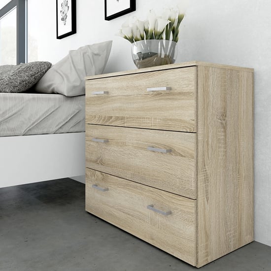 Photo of Scalia wooden chest of drawers in oak with 3 drawers